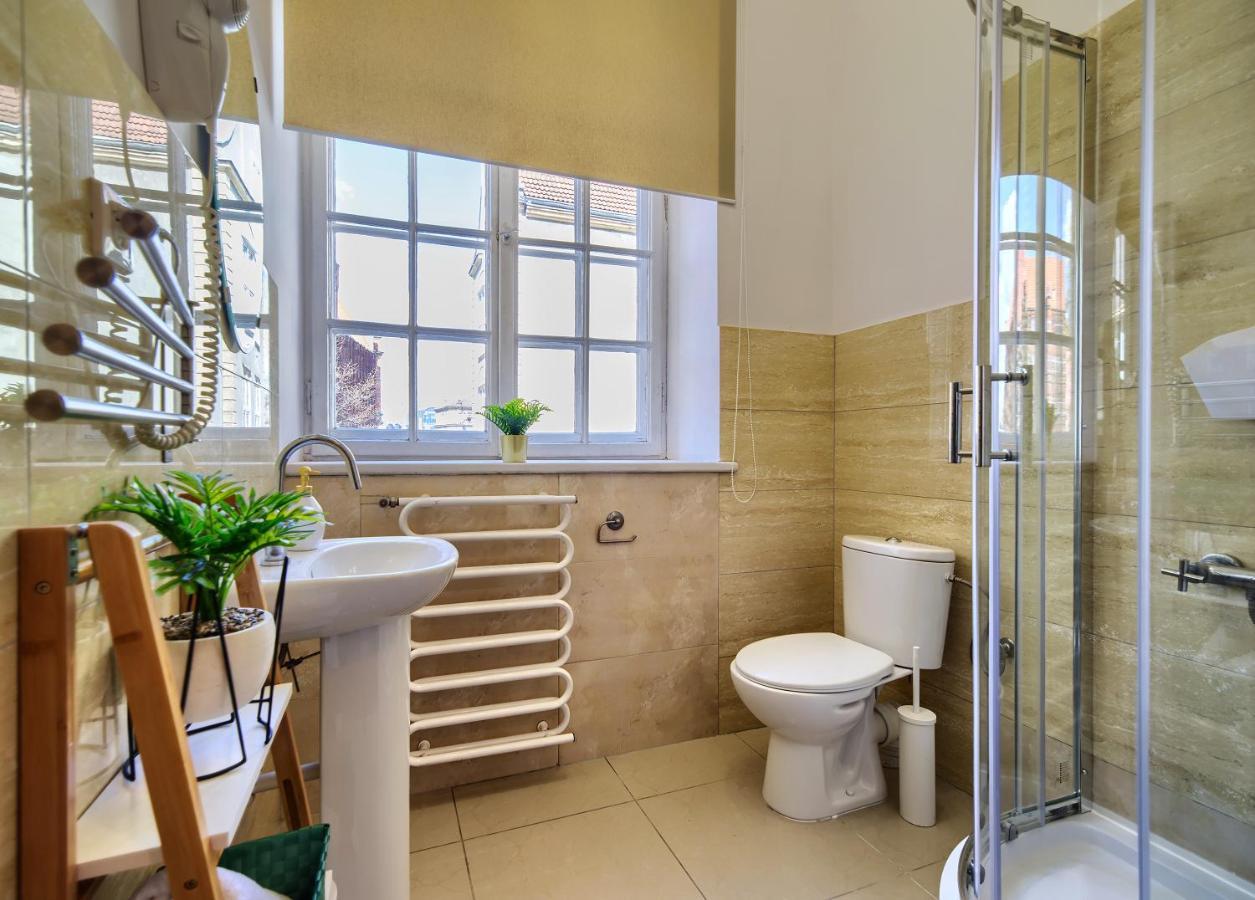 Happiness Holidays - Old Town Apartment Gdansk Bagian luar foto